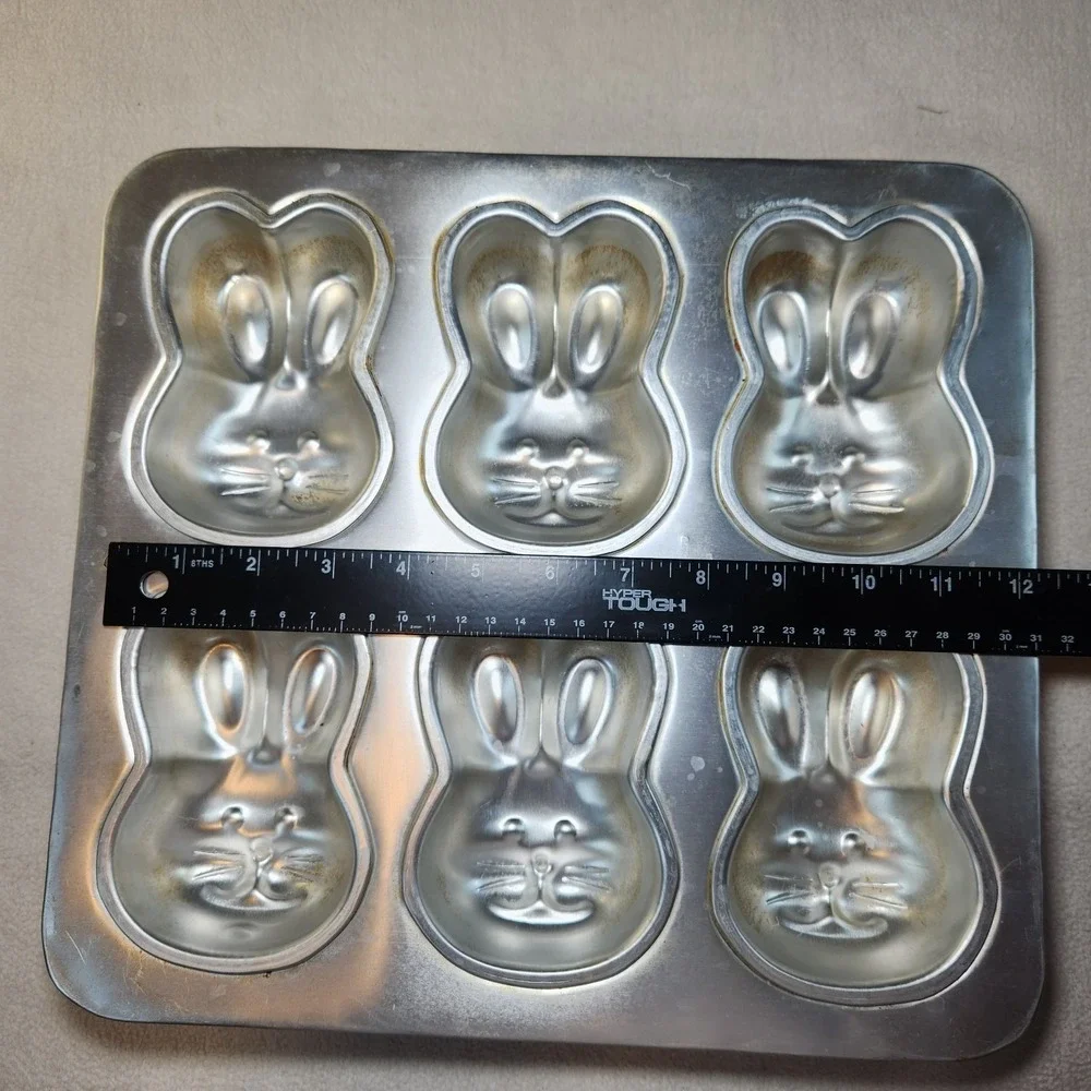 WILTON Bunny Cake Pan Set 2105-1425 2105-1518 Large Mini Easter